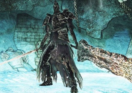 the-fume-knight-standing-in-his-arena-from-dark-souls-2.jpg