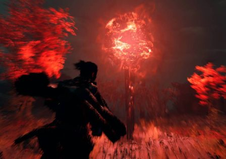 onimusha-way-of-the-sword-musashi-looking-at-a-red-glowing-orb-in-the-sky.jpg