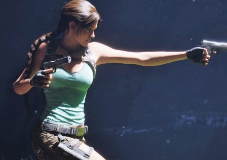Lara-aims-her-pistols-in-Tomb-Raider-Legacy-of-Atlantis.jpg