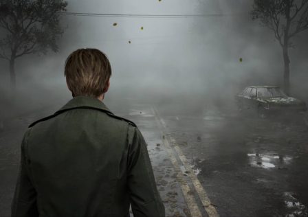 james-sunderland-walking-through-the-foggy-street-as-he-enters-silent-hill.jpg