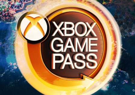 xbox-game-pass-glowing-round-orange-sign-over-endless-legend-2-sea-city-screenshot.jpg